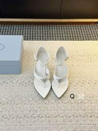 Picture of Prada Shoes _SKUPradasz35-40LY052419219